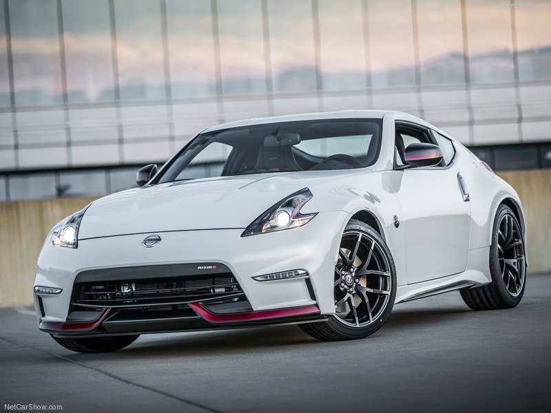 بررسی نیسان 370Z مدل 2015